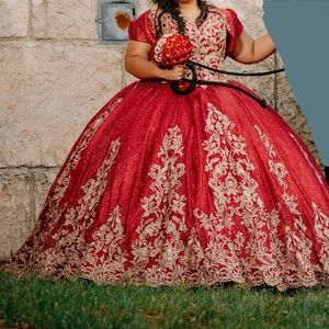 Quinceñera dresses